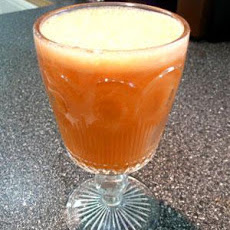 Get Moving Juice (Carrot, Apple and Ginger)
