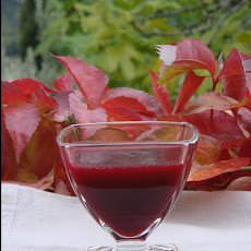 Pinot Noir Cranberry Sauce