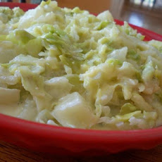 Creamed Cabbage With Red Onion