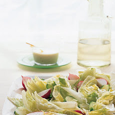 Iceberg Salad with Creamy Honey Dressing