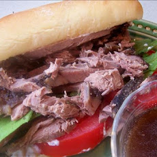 Easy Slow Cooker Roast Beef Sandwiches