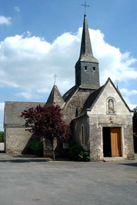Noyant-la-Gravoyère - Église
