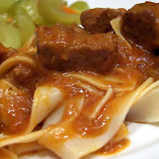 Round Steak Cubes With Sauce