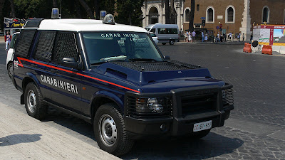 [Image: carabinieri%20discoII.jpg]