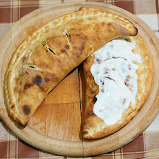 Easy Pizza Calzones