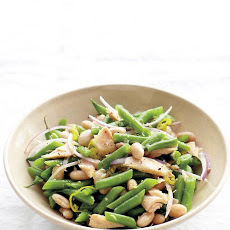 Green and White Bean Salad with Tuna