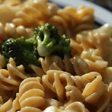 Baked Macaroni and Cheese W/ Broccoli