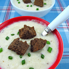 Cheddar Cheese Beer Soup with Pumpernickle Croutons