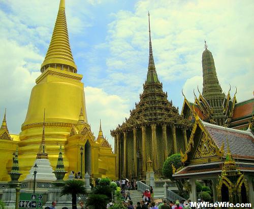 From left: Golden chedi, Mondop, Prang From left: Golden chedi, Mondop, Prang