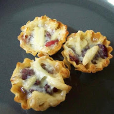 Paula Deen's Cranberry Brie