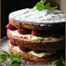 Raspberry and Lemon Layer Cake