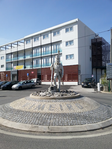 Estatua Soldado Portugues