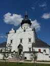 Церковь Белая