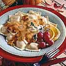 Cheese Ravioli With Pumpkin Sauce