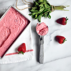 Strawberry-Raspberry and Mint Frozen Yogurt