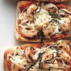 Red Pepper Pesto-and-Shrimp Pizzas