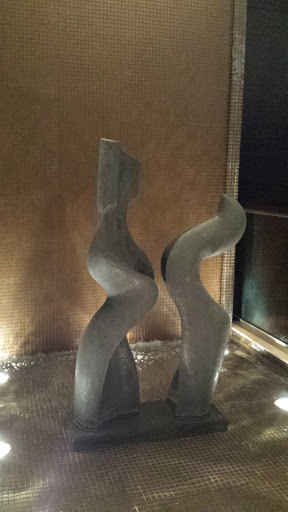 Mövenpick Hotel Sculptures