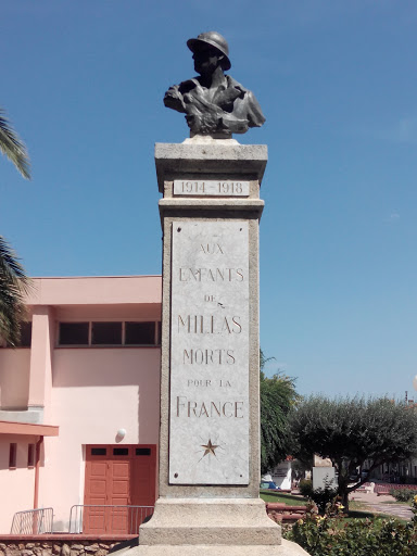 Buste De Poilu Du Monument Aux Morts
