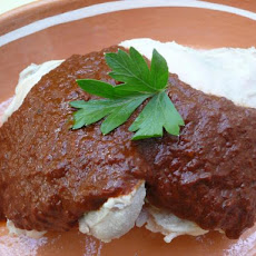 Oaxacan Red Mole Sauce (Mole Coloradito)