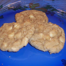 White Chocolate Chip Oatmeal Cookies