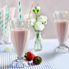 Strawberry Cheesecake Milkshake