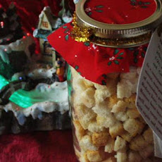 Holiday Stuffing Mix in a Jar