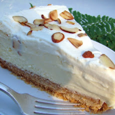 5 Minute Toasted Almond Cheesecake Pie