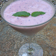 Blueberry aloe lassi