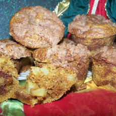 Pumpkin Apple Streusel Muffins