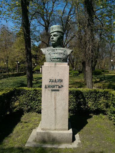 Monument to Hadji Dimitur