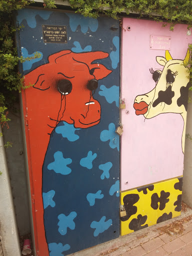 2 Cows 