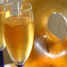 Apfelsaftschorle (Sparkling Apple Juice - Homemade)