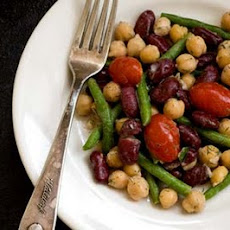 Three-bean salad with dill dressing