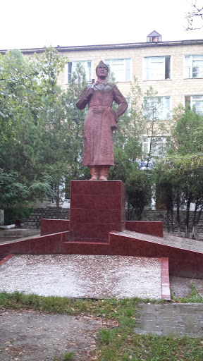 Памятник Медработнику
