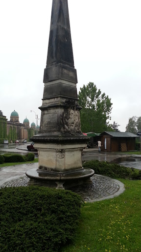 Mirogoj Obelisk 2