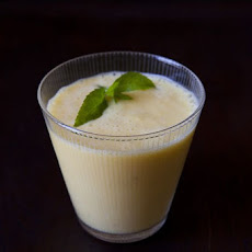 Mango Lassi - Indian mango smoothie