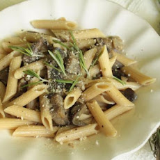 Penne Con Funghi E Melanzane