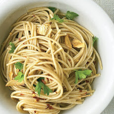Whole-Wheat Spaghetti with Garlic Oil