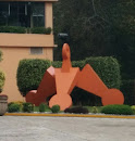 Escultura del Hotel Crown Plaza