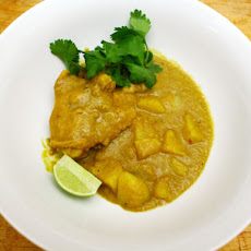 Dinner Tonight: Chicken, Lemongrass, and Potato Curry (Ca-Ri Ga)