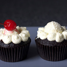 Root Beer Float Cupcakes