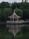 湖中亭