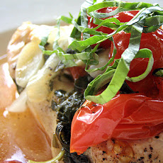 Chicken en papillote with basil and cherry tomatoes