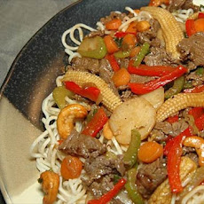 Tender Beef & Cashews