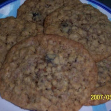 The Very Best Oatmeal Raisin Cookies Ever!