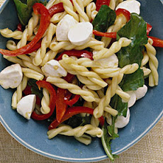 Pasta with Peppers and Mozzarella
