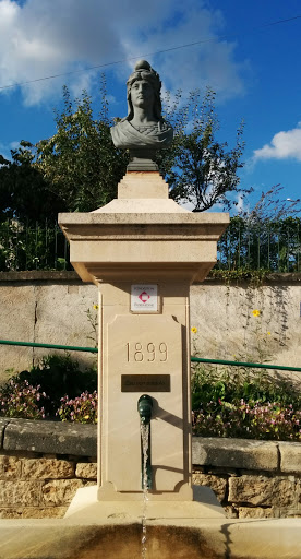 Fontaine De Marianne