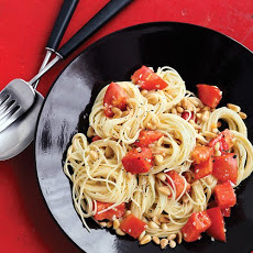 Pasta with Fresh Tomatoes and Pine Nuts