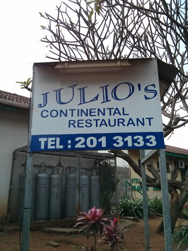 Jullio's