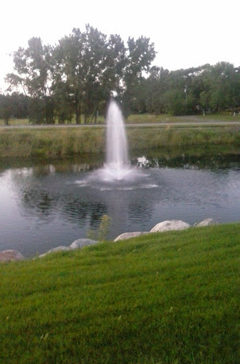 Rivertown Pond Fountain 